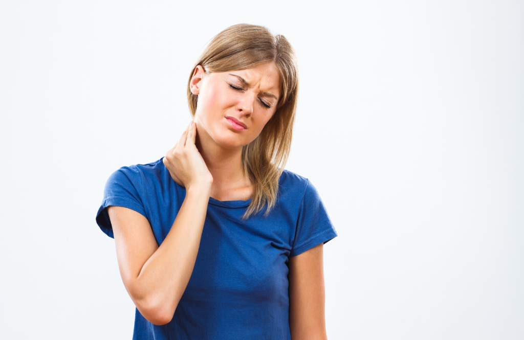 woman with wry neck pain holding her neck