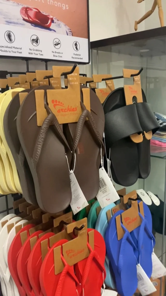 Your Physio’s favourite thongs are back! Archies Thongs give you comfort and support. No more flat, floppy footwear. Available now in heaps of colours and sizes! Pop into Bend + Mend Martin Place to grab yours. 💪👣#archies #archiesthongs #bendandmendphysio #physiosydneycbd #BendAndMend #physiosydney #sportsphysio